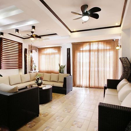 Coron Bancuang Mansion Bed and Breakfast Exteriör bild
