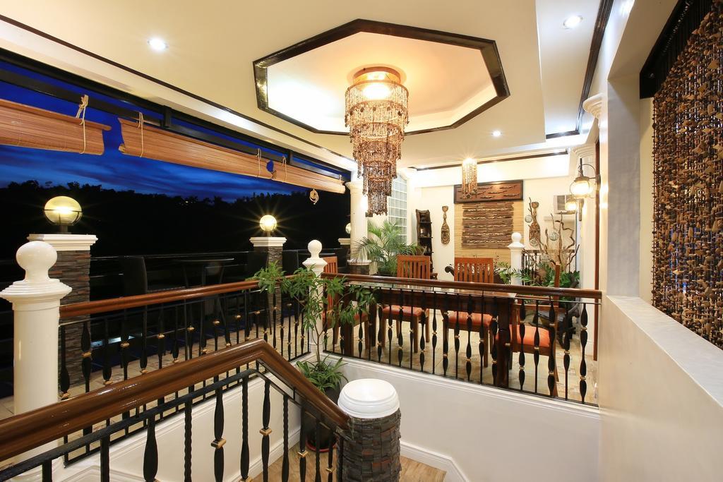 Coron Bancuang Mansion Bed and Breakfast Exteriör bild