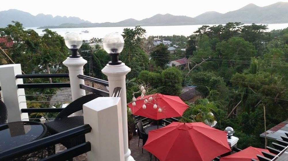 Coron Bancuang Mansion Bed and Breakfast Exteriör bild