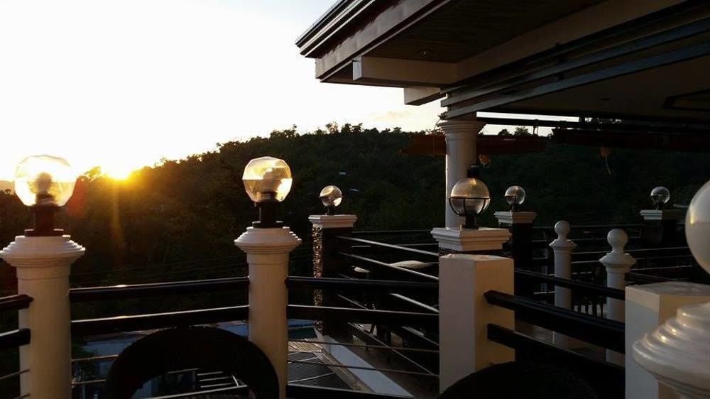 Coron Bancuang Mansion Bed and Breakfast Exteriör bild